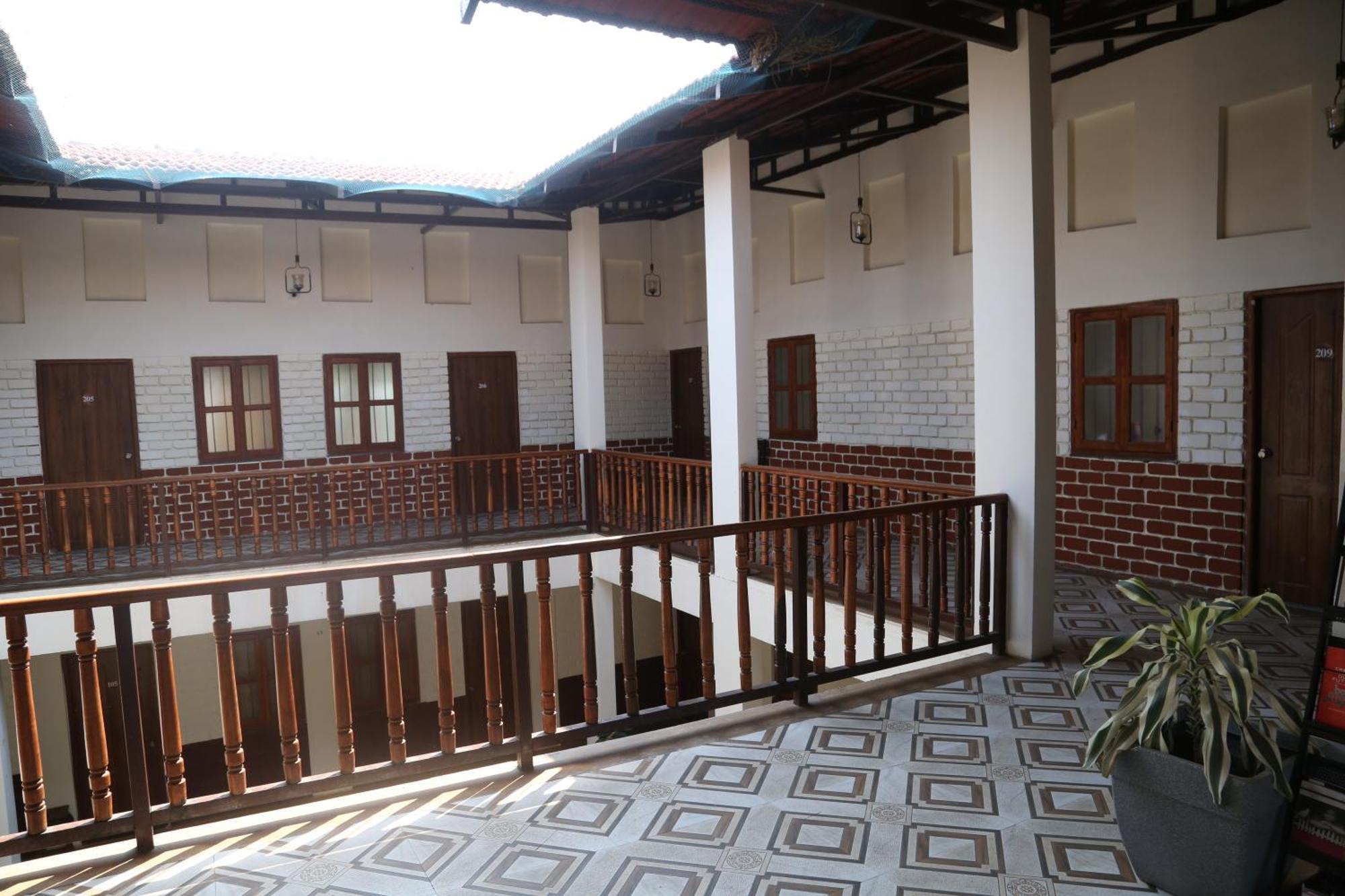 Отель Tapasya Health & Wellness Jaysingpur Экстерьер фото